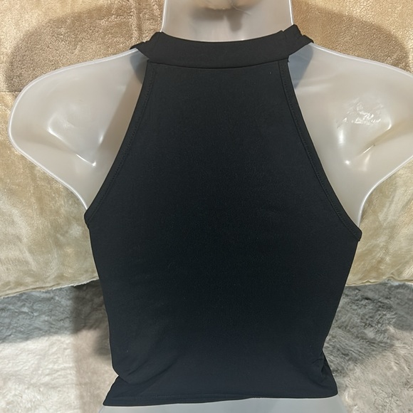 Ladies SHEIN tank - Picture 2 of 2